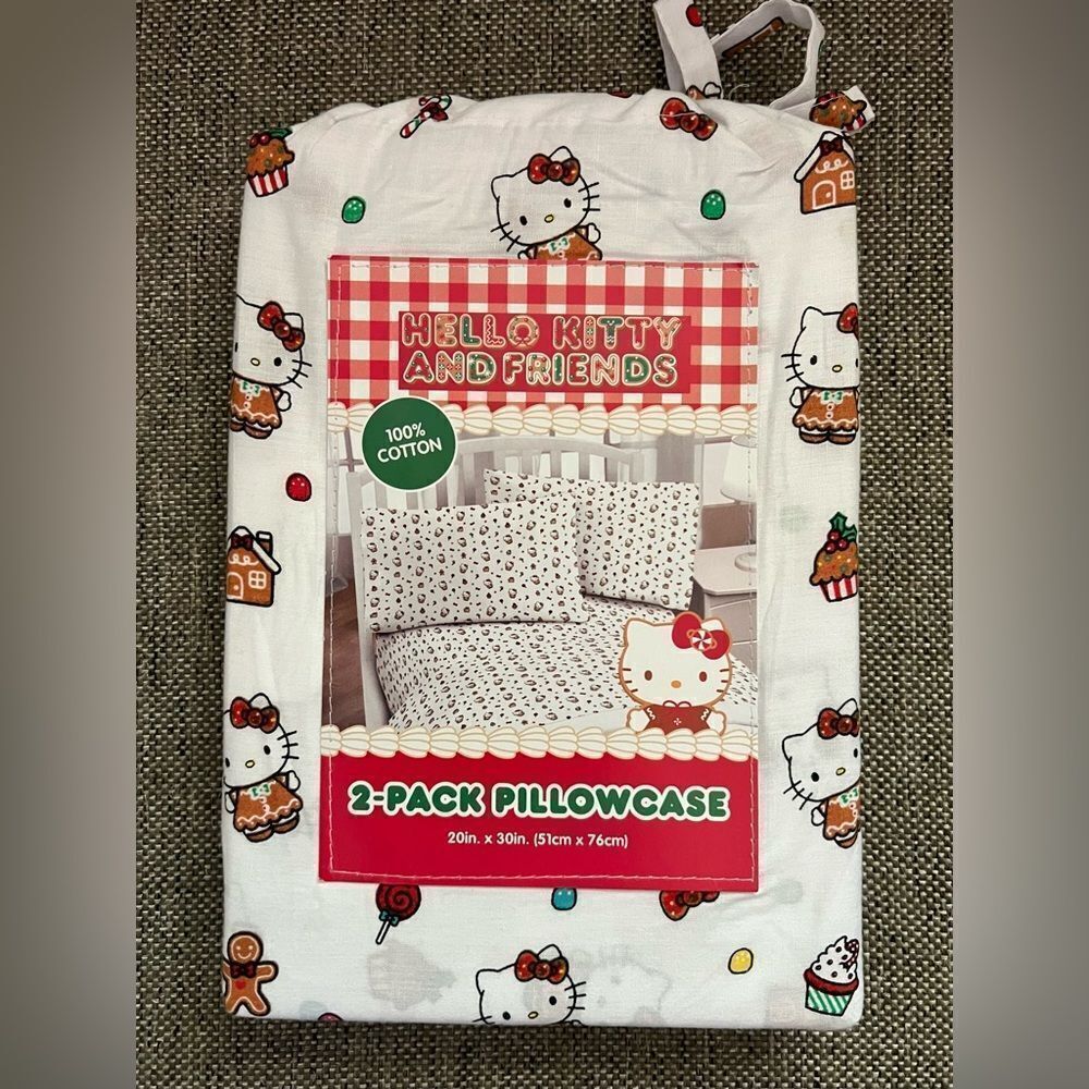 Hello Kitty Gingerbread Christmas 2-Pack Pillowcases